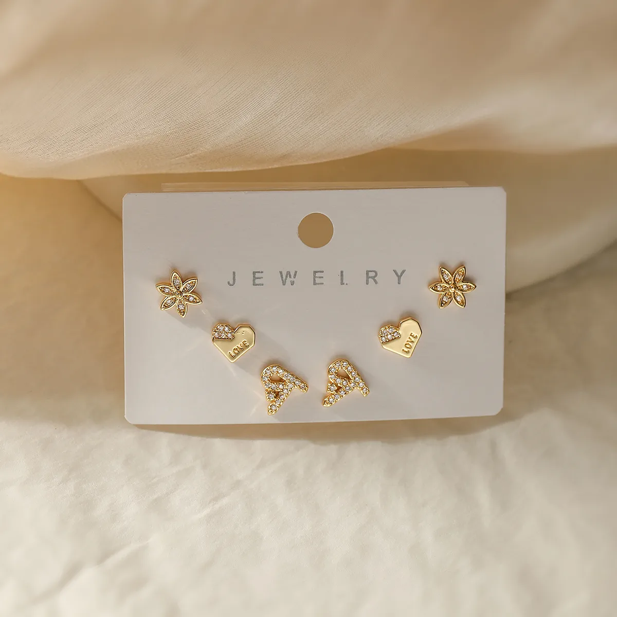 1 Set Simple Style Commute Geometric Inlay Copper Zircon 18K Gold Plated Ear Studs display picture 1