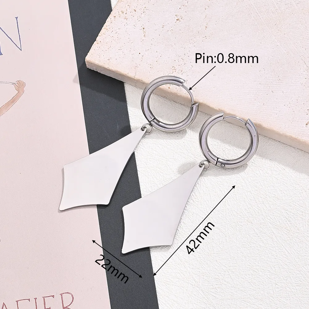Best Seller In Europe And America 304 Stainless Steel Large Light Gold Geometric Figure Love Heart-Shaped Heart Shaped Fat Drop-Shaped Leaf-Shaped Symmetrical Quadrilateral Earrings Earrings display picture 4