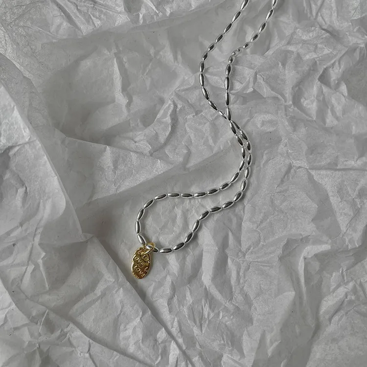 Gold And Silver Love Necklace Rice Olive Beads 925 Sterling Silver Niche Design Clavicle Chain Women's High-end Silver Ornaments display picture 5