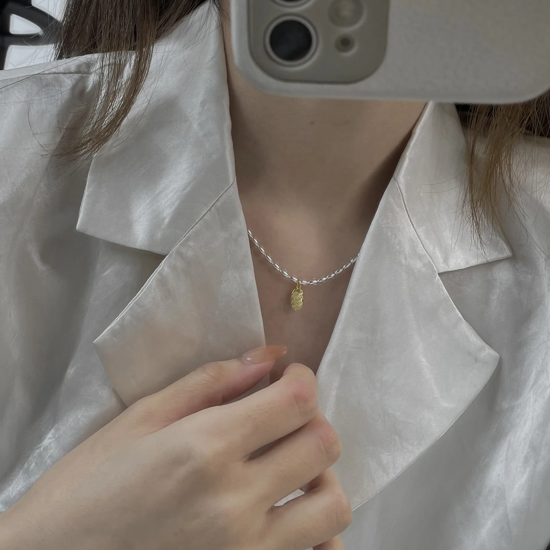 Gold And Silver Love Necklace Rice Olive Beads 925 Sterling Silver Niche Design Clavicle Chain Women's High-end Silver Ornaments display picture 22