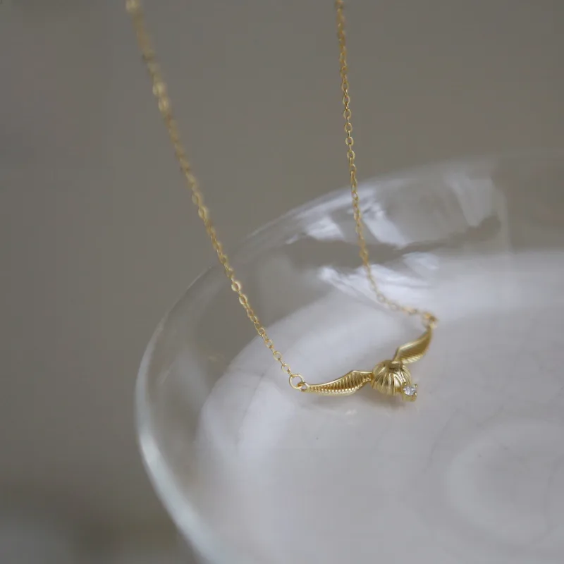 Harli Porter Snitch Necklace Female  Niche Design Sense Clavicle Chain Female  Valentine's Day Gift For Girls display picture 1