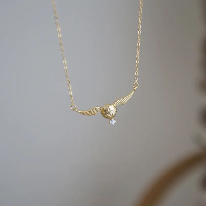 Harli Porter Snitch Necklace Female  Niche Design Sense Clavicle Chain Female  Valentine's Day Gift For Girls display picture 3