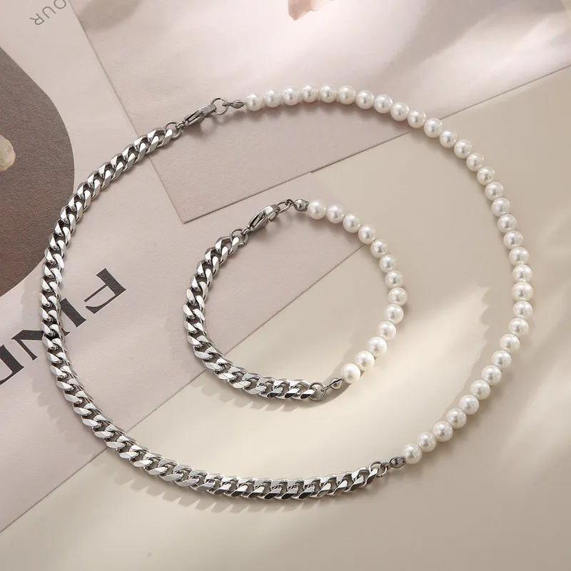 Card Wheel New Stitching Pearl Necklace Clavicle Chain Bracelet Chain Female Titanium Steel Niche Design Sense Two-piece Jewelry display picture 9