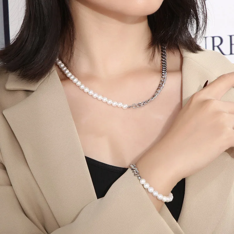 Card Wheel New Stitching Pearl Necklace Clavicle Chain Bracelet Chain Female Titanium Steel Niche Design Sense Two-piece Jewelry display picture 12
