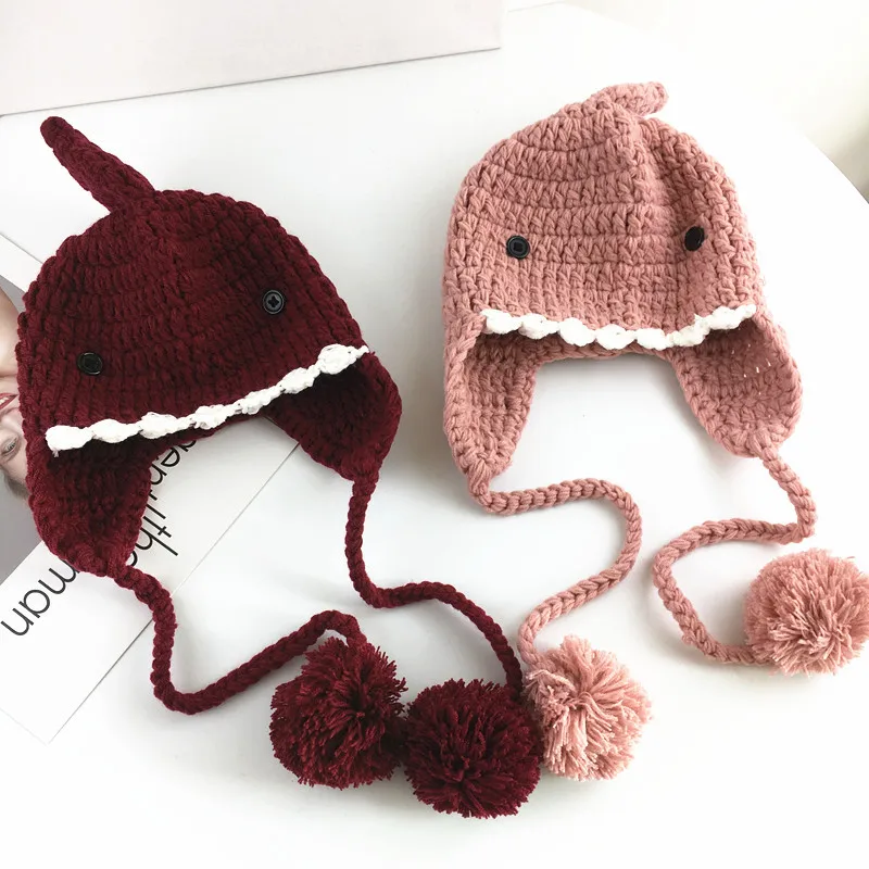 Autumn And Winter Baby Sweet Cute Shark Knitted Hat For Boys And Girls Warm Ear Protective Hat For Children Wool Hat display picture 1
