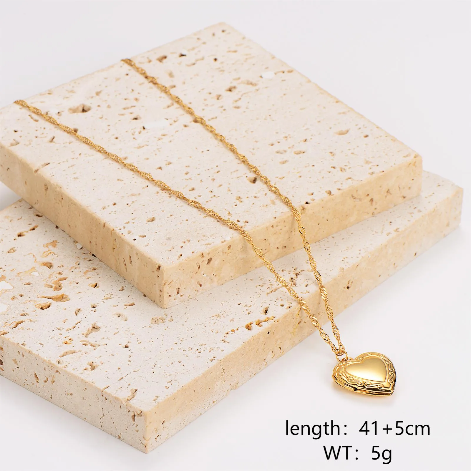 Wholesale Jewelry Casual Simple Style Classic Style Heart Shape 304 Stainless Steel 18K Gold Plated Pendant Necklace display picture 1