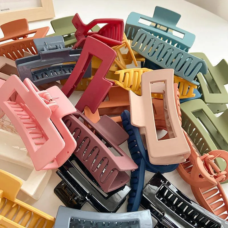 Vintage Frosted Grab Clip Candy Color Hairpin Hair Grab Back Of Head Large Shark Clip Fixed Hair Accessories Ponytail Clip Children display picture 1