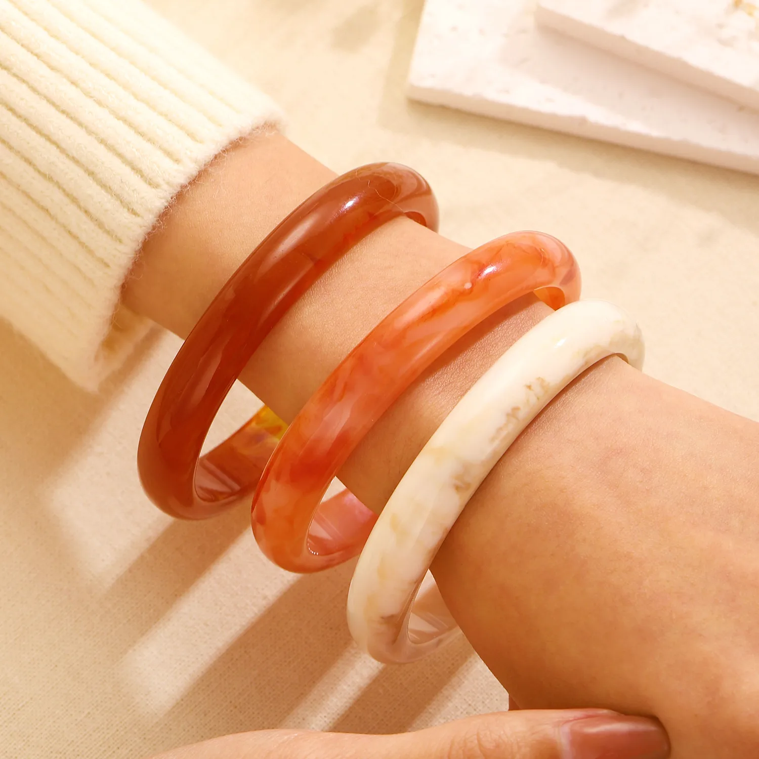 IG Style Retro Geometric Acrylic Polishing Women's Bangle display picture 22