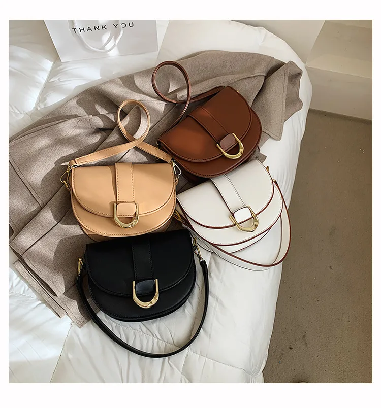 Women's Small Pu Leather Solid Color Streetwear Shell Magnetic Buckle Shoulder Bag Crossbody Bag display picture 15