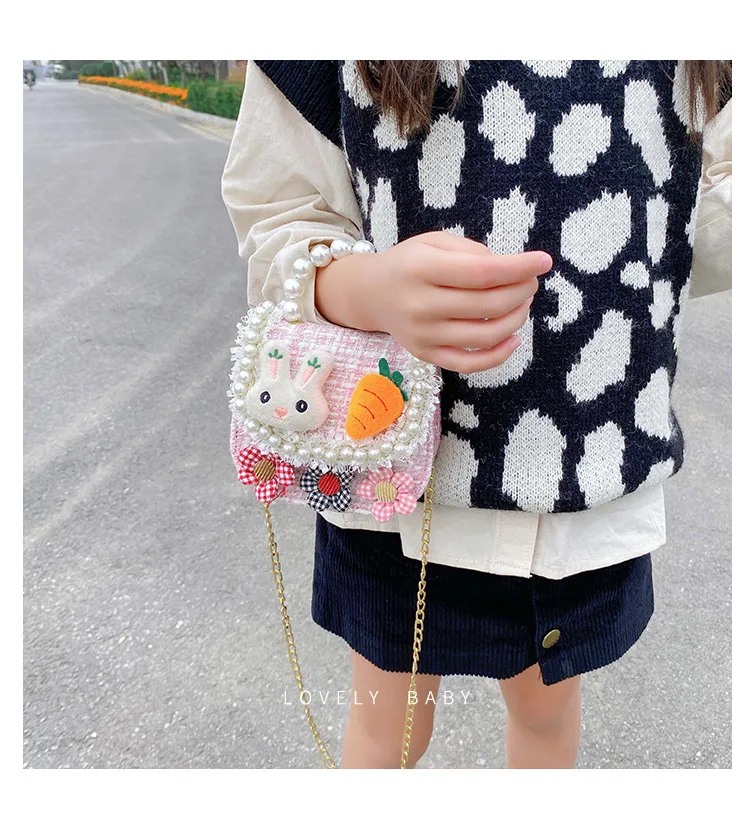 Fashion Children's Bag Cute Flower Baby Girl Coin Purse Cotton Linen Cartoon Bunny Children's Crossbody Bag display picture 4