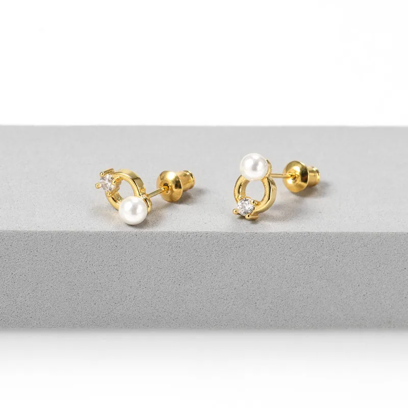 1 Pair IG Style Simple Style Round Plating Inlay Copper Pearl Zircon 18K Gold Plated Ear Studs display picture 2