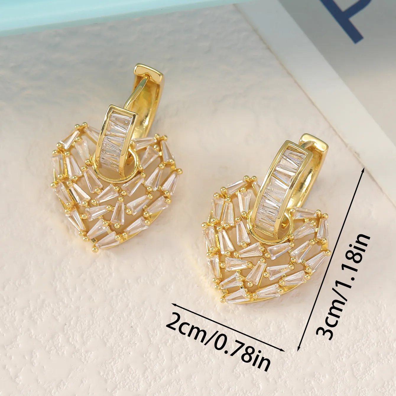 A Pair Of Love Earrings Micro-inlaid With Zirconium Plating 18K Gold Temperament Fashion  Earrings Light Luxury Design Can Be Worn Alone display picture 12