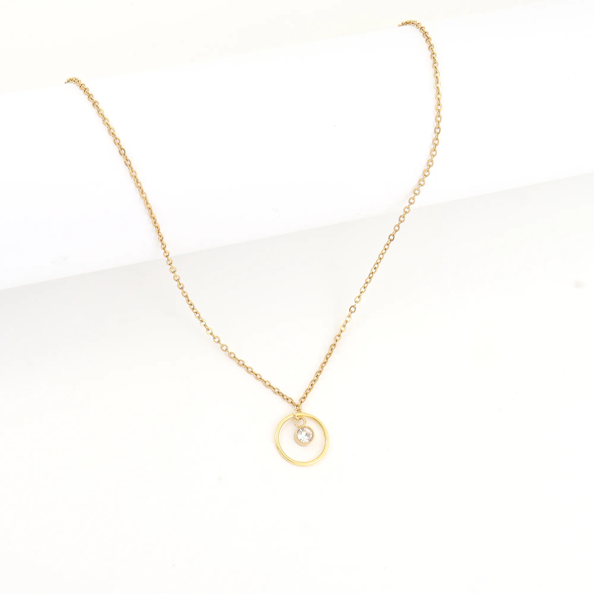 Elegant Simple Style Classic Style Round Multicolor 201 Stainless Steel 304 Stainless Steel Women's Pendant Necklace display picture 4