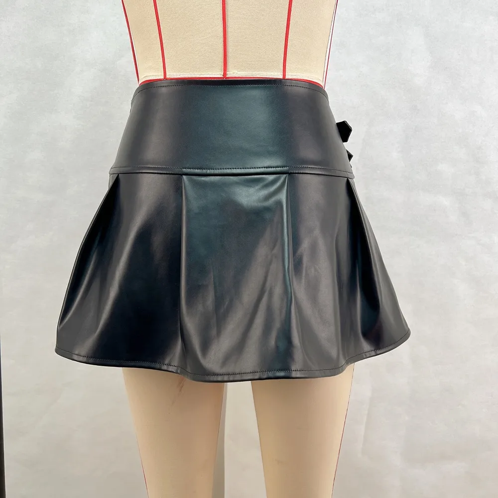 Women's Skirt Streetwear Solid Color Above Knee Holiday display picture 2
