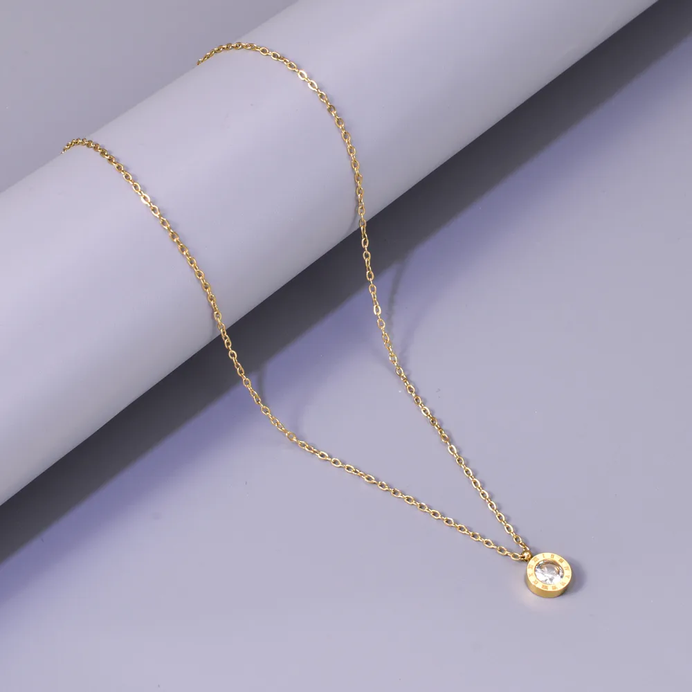 Simple Style Round 304 Stainless Steel Inlay Zircon 18K Gold Plated Women's Pendant Necklace display picture 3