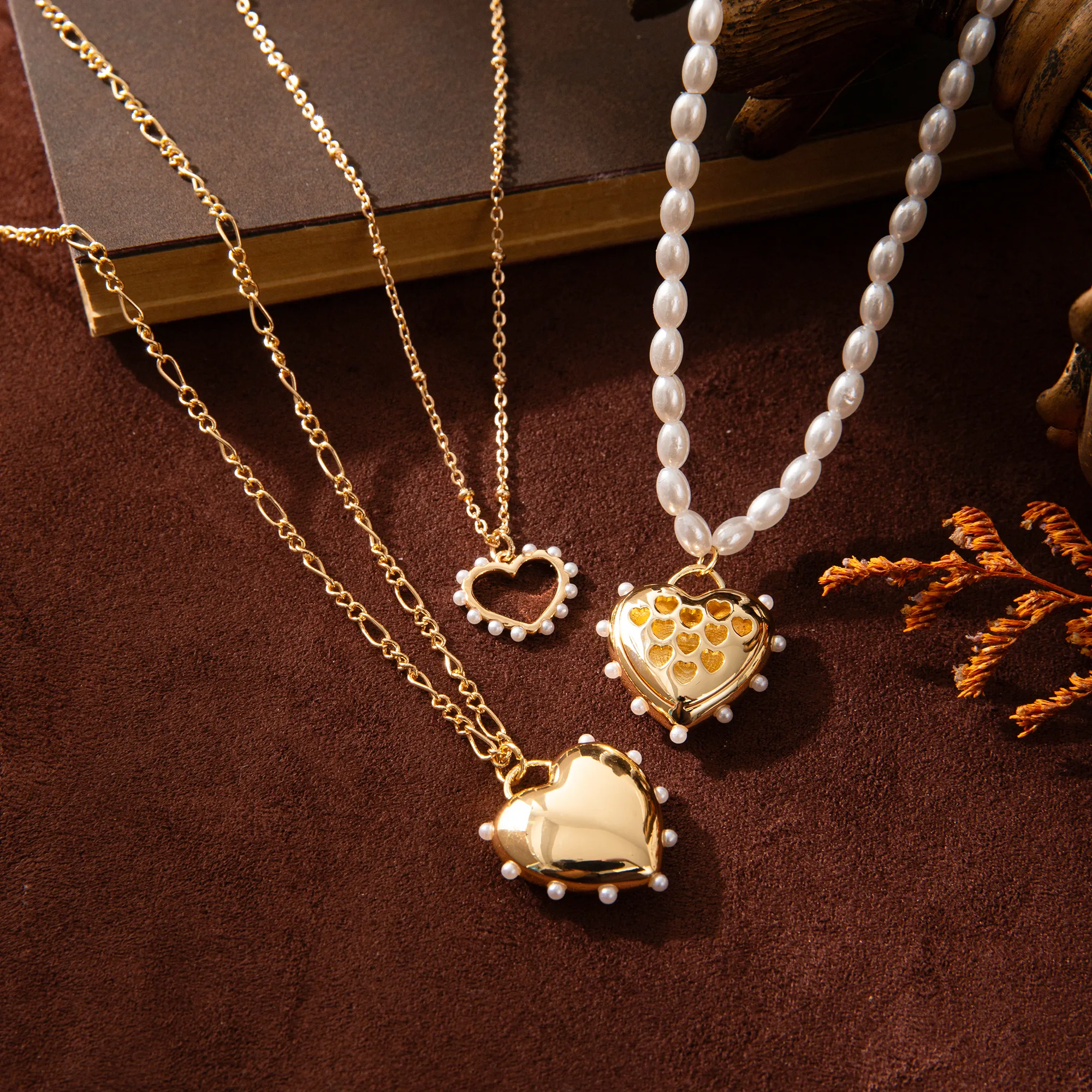 Vintage Style Heart Shape 304 Stainless Steel Imitation Pearl Copper Zircon Gold Plated Unisex Pendant Necklace display picture 5