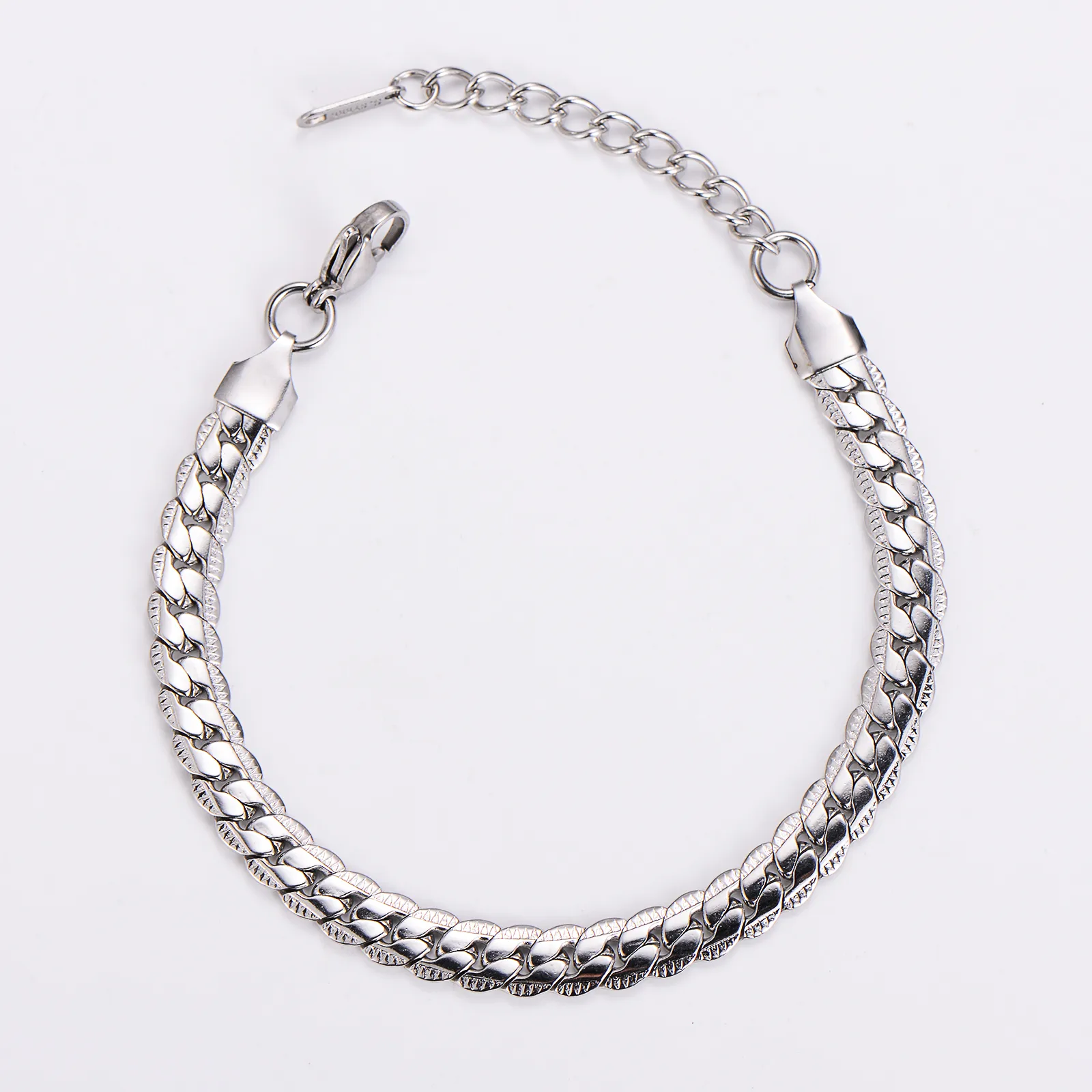 Simple Style Classic Style Solid Color 304 Stainless Steel Women's Bracelets display picture 2