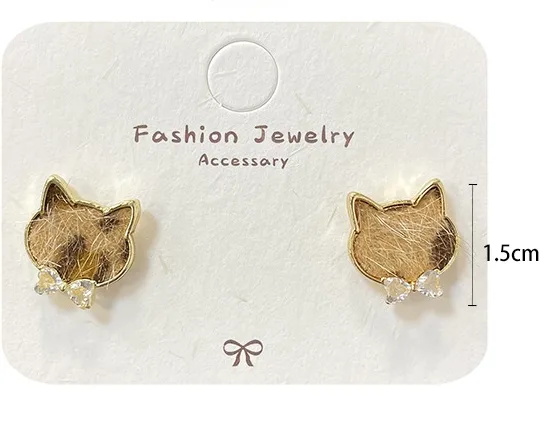 1 Pair Elegant Lady Sweet Cat Alloy Ear Studs display picture 7