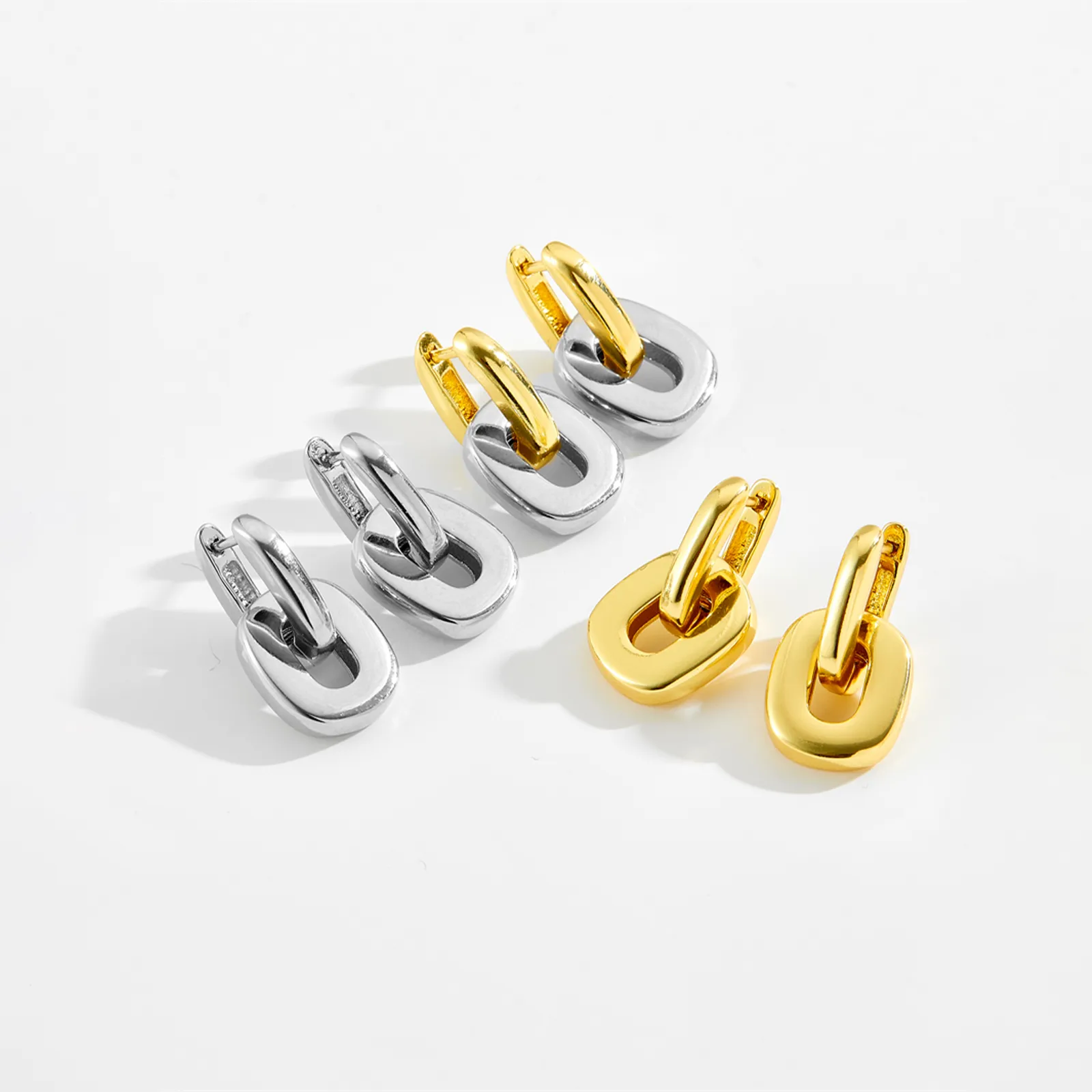 1 Pair Casual Simple Style Geometric Mixed Metal Copper 18K Gold Plated White Gold Plated Drop Earrings display picture 3
