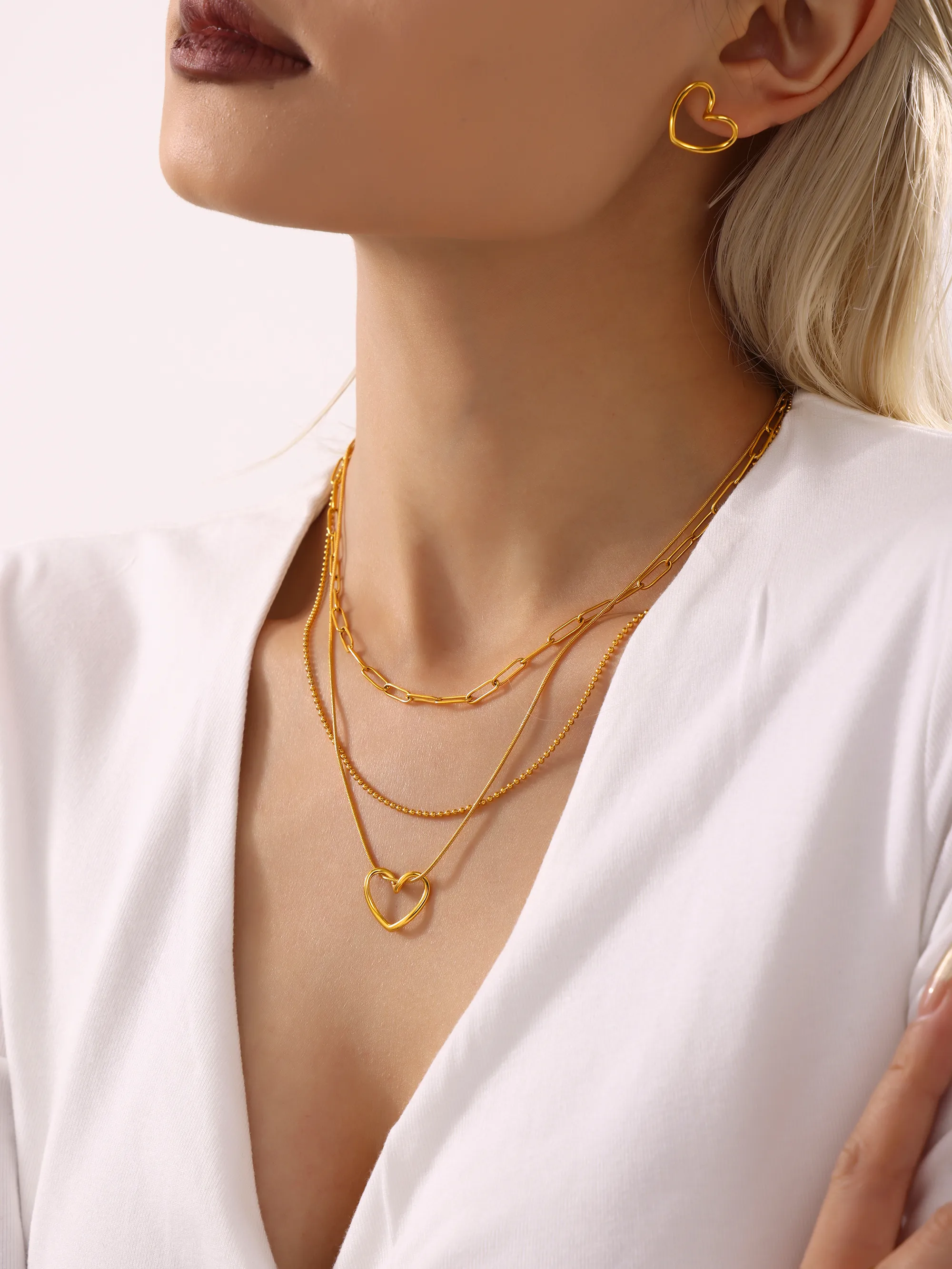 IG Style Heart Shape 304 Stainless Steel Hollow Out 18K Gold Plated Women's Earrings Necklace display picture 5