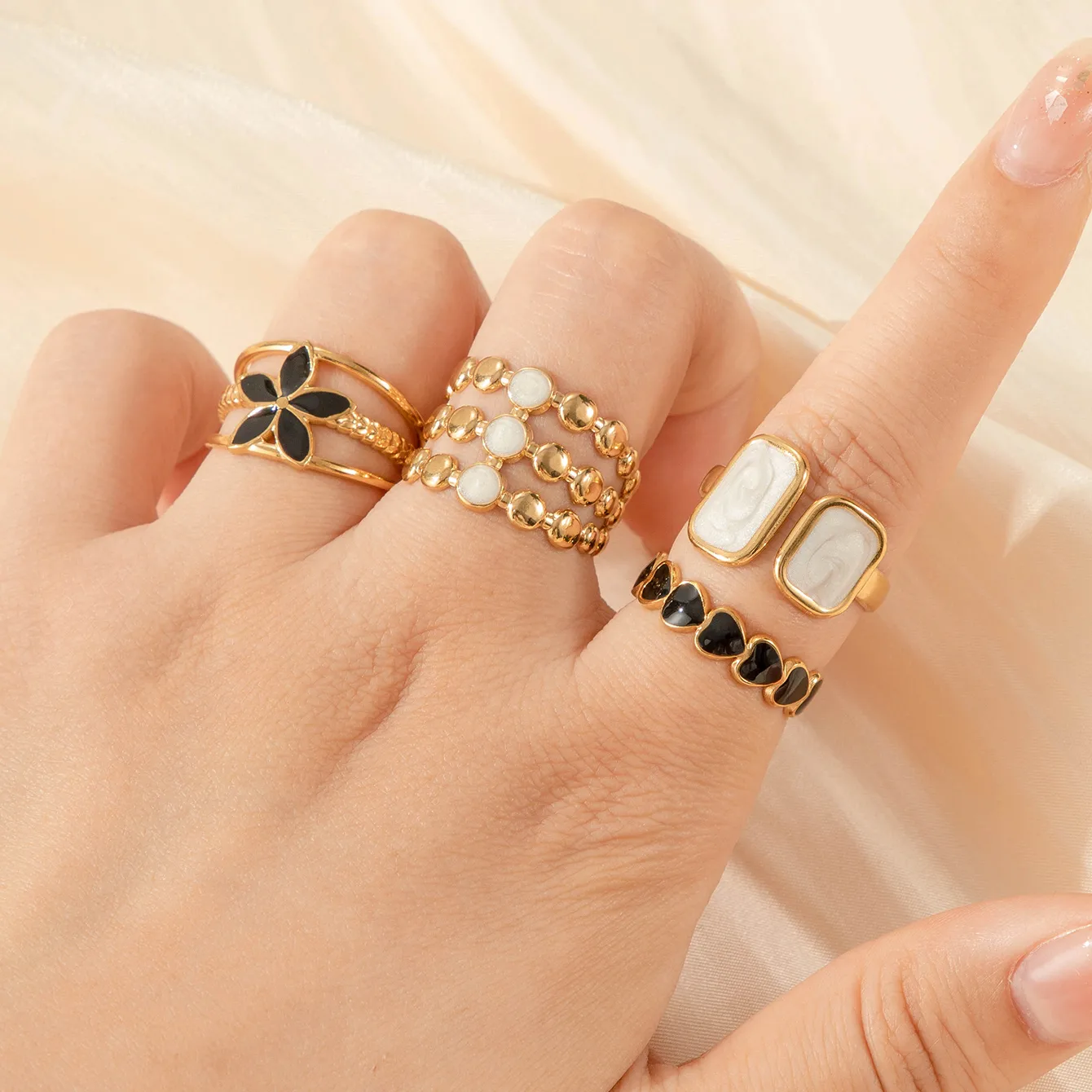 Vintage Style French Style Simple Style Geometric Heart Shape Flower 304 Stainless Steel Unisex Open Rings display picture 5