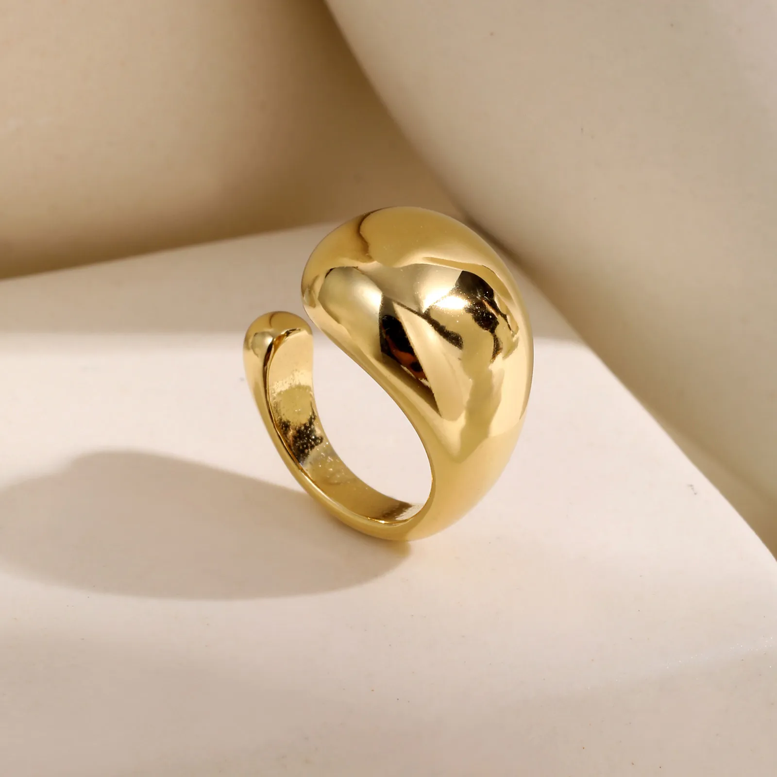 1 Piece Hip-Hop Semicircle Plating 201 Stainless Steel 18K Gold Plated Cartilage Earrings display picture 12