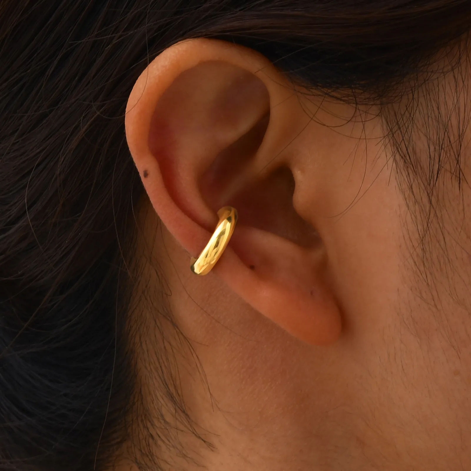 1 Piece Hip-Hop Semicircle Plating 201 Stainless Steel 18K Gold Plated Cartilage Earrings display picture 3