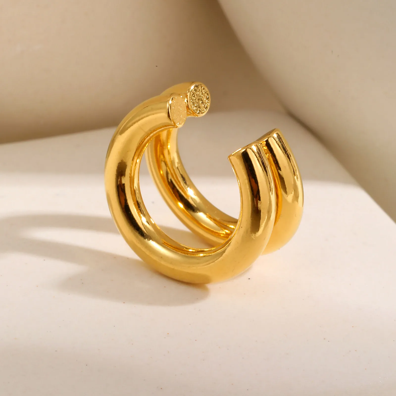 1 Piece Hip-Hop Semicircle Plating 201 Stainless Steel 18K Gold Plated Cartilage Earrings display picture 8