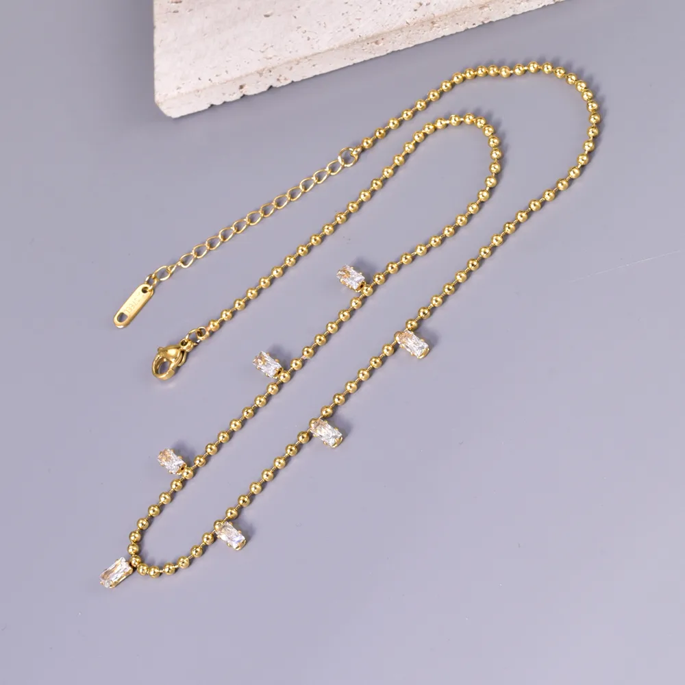 Simple Style Solid Color 304 Stainless Steel Rhinestones 18K Gold Plated Women's Multi Charms Necklace display picture 5