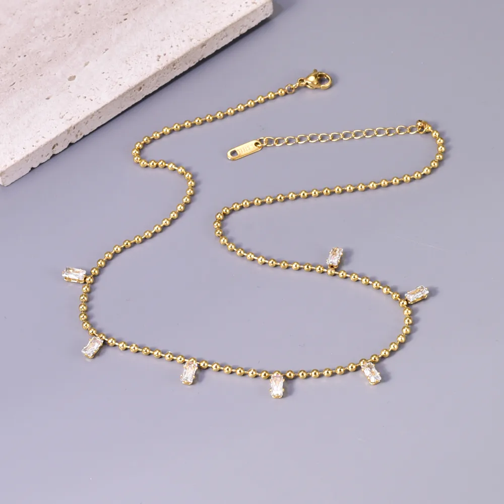 Simple Style Solid Color 304 Stainless Steel Rhinestones 18K Gold Plated Women's Multi Charms Necklace display picture 6