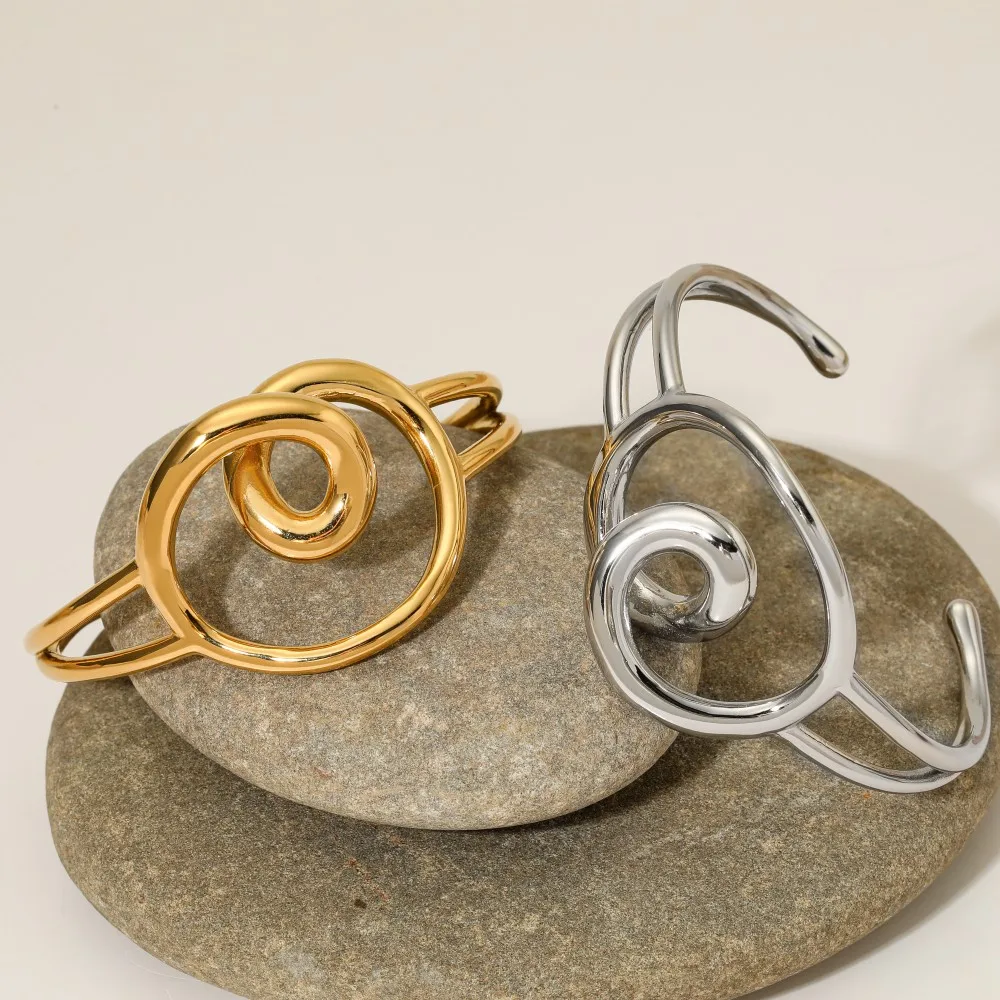 Simple Style Spiral 304 Stainless Steel Titanium Steel Women's Cuff Bracelets display picture 6