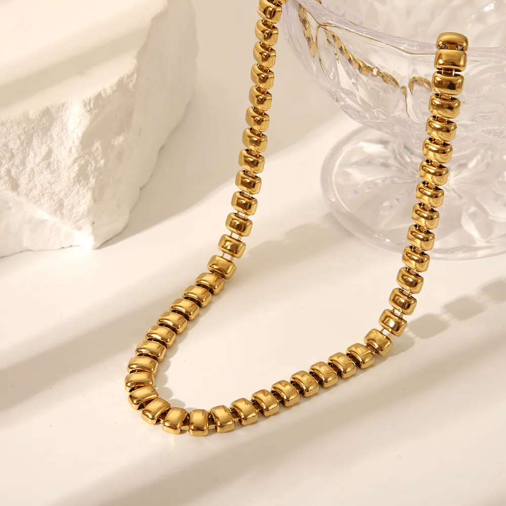 Casual Hawaiian Solid Color 304 Stainless Steel 18K Gold Plated Women's Bracelets Necklace display picture 3