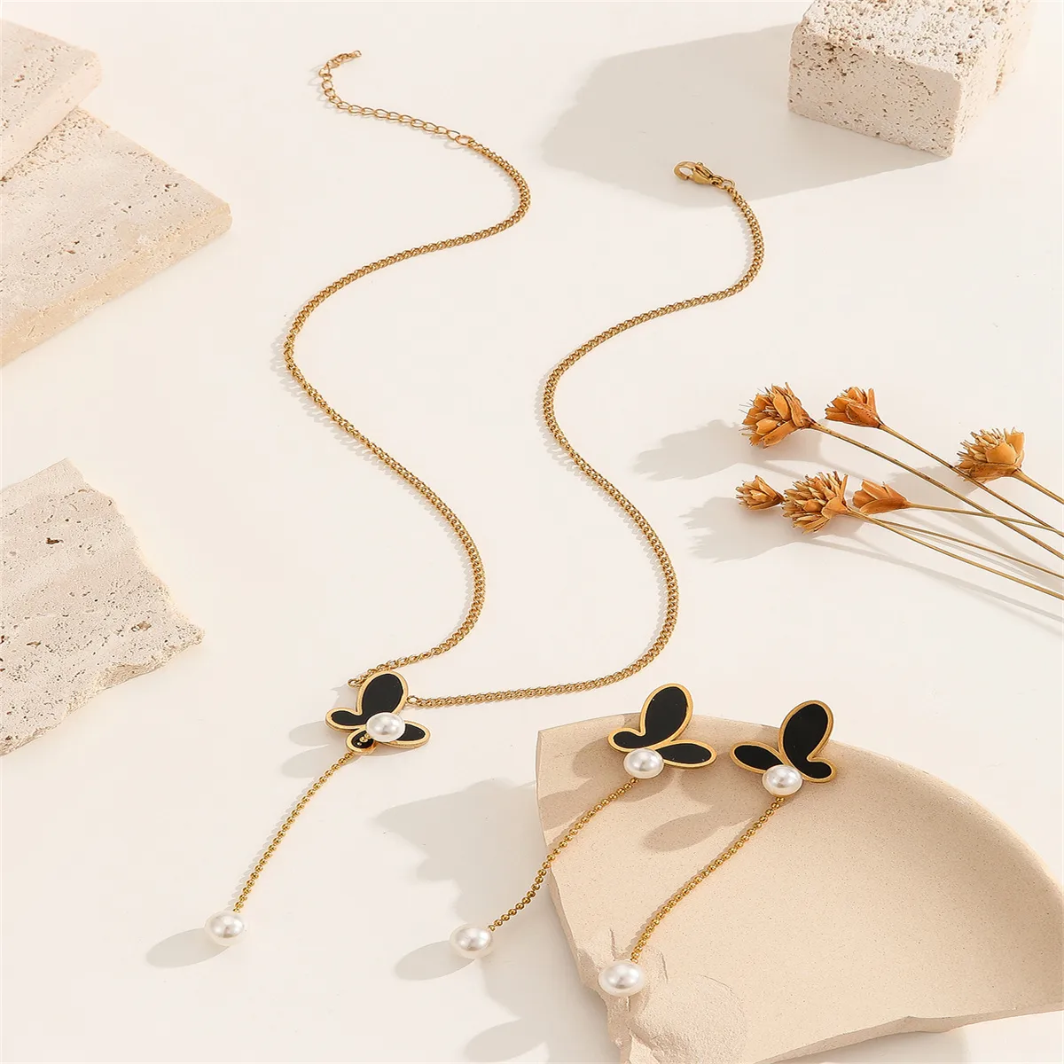 Elegant Butterfly 304 Stainless Steel Women's Earrings Necklace Jewelry Set display picture 6