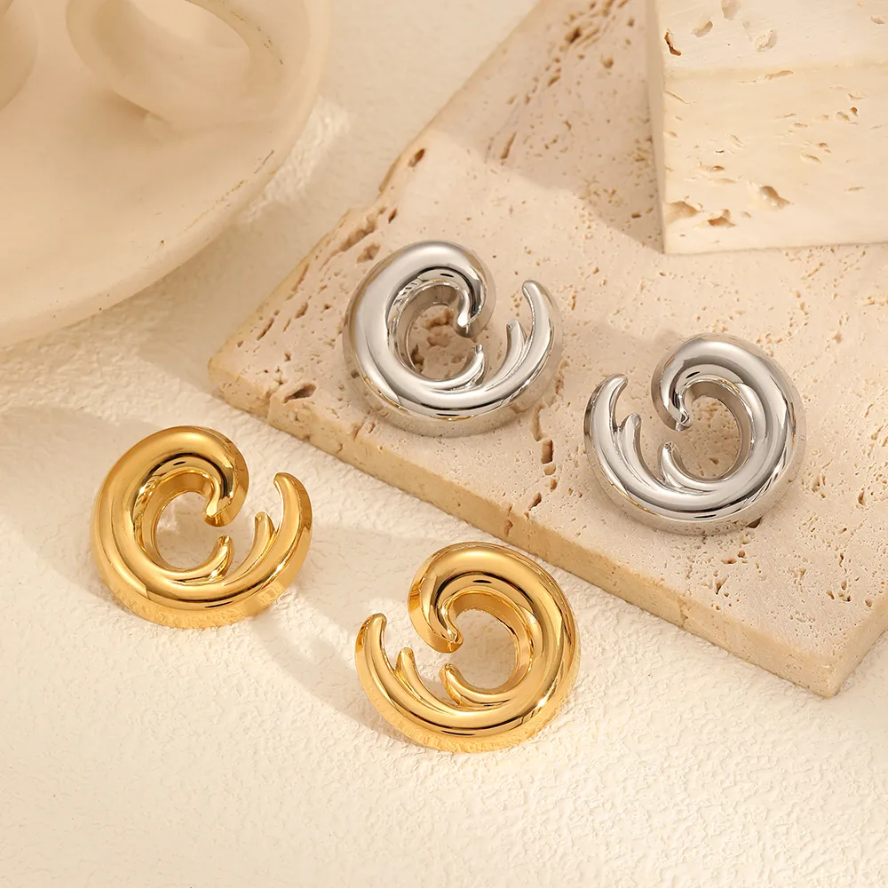 Retro Classic Style Sea Wave Polishing Plating 304 Stainless Steel 18K Gold Plated Ear Studs display picture 1