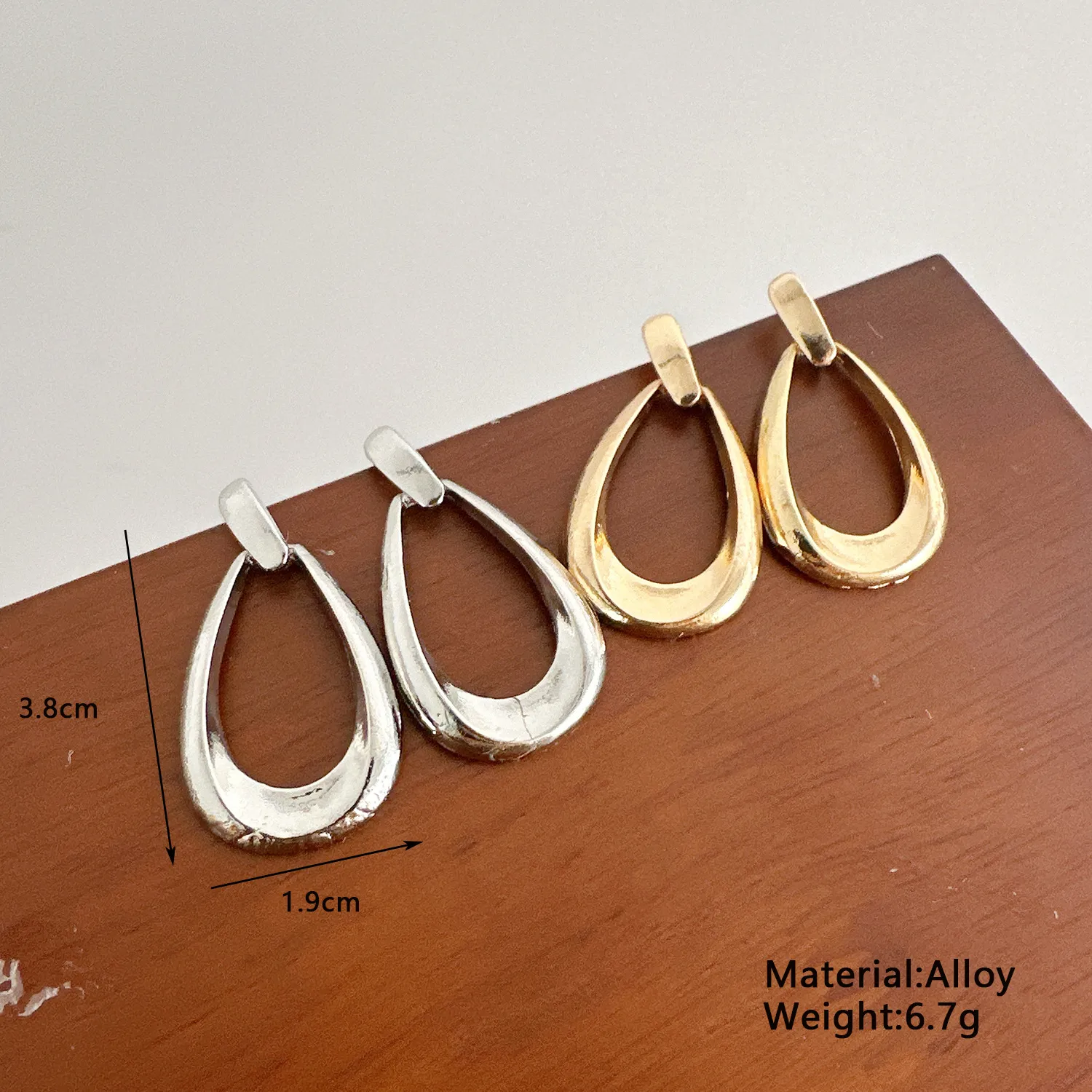 1 Pair Simple Style Classic Style Geometric Plating Alloy Drop Earrings display picture 1