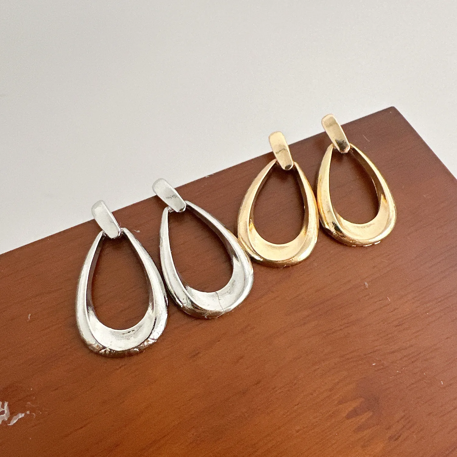 1 Pair Simple Style Classic Style Geometric Plating Alloy Drop Earrings display picture 2