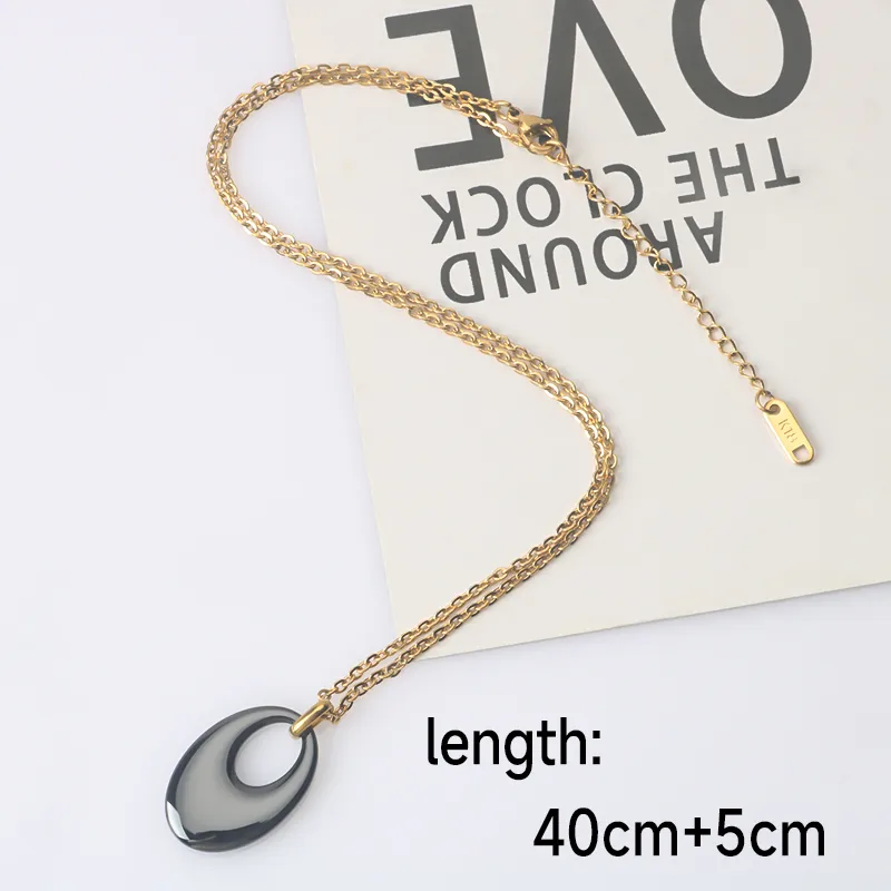 Simple Style Classic Style Geometric Titanium Steel Women's Pendant Necklace display picture 2