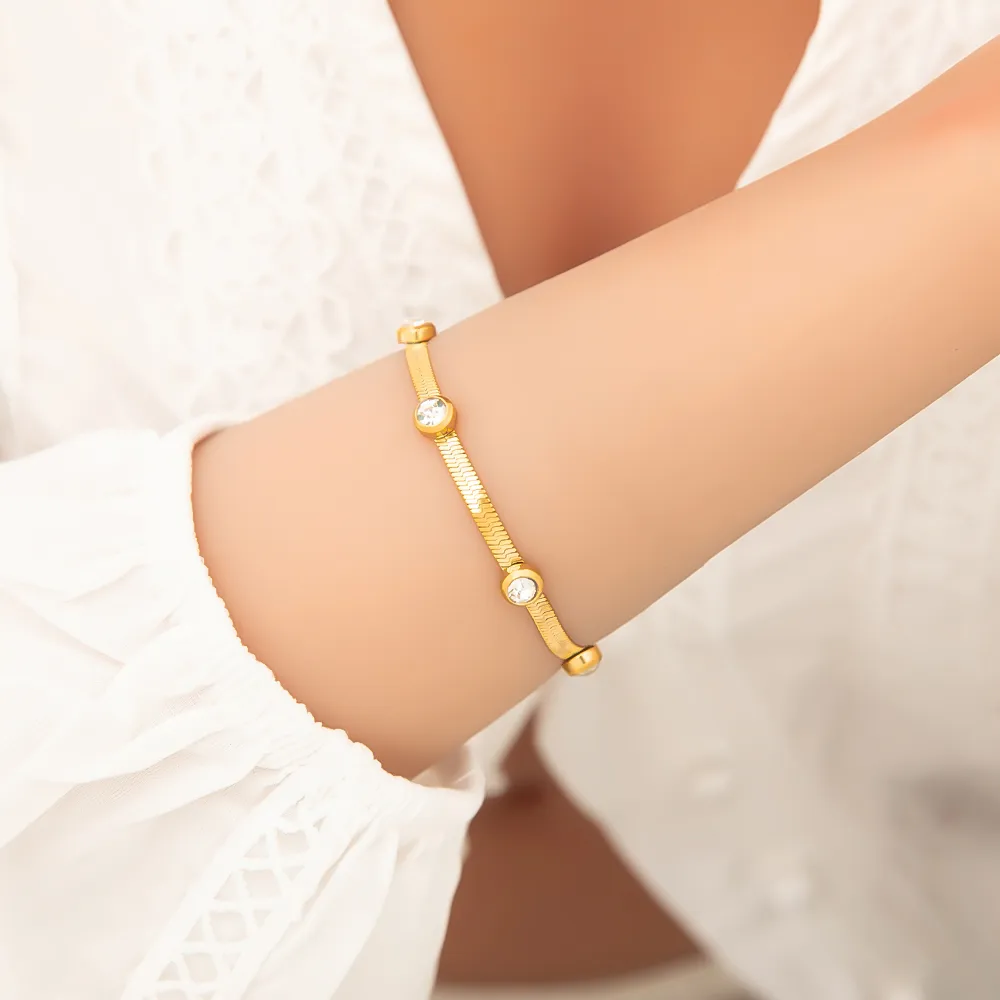 Elegant Solid Color 304 Stainless Steel Women's Bracelets display picture 6