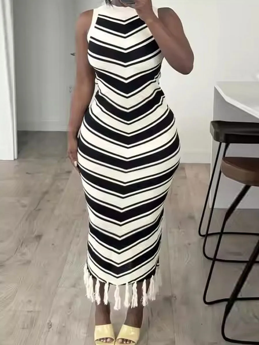 Women's Sweater Dress Vintage Style Round Neck Sleeveless Stripe Midi Dress Holiday Outdoor Evening Party display picture 3