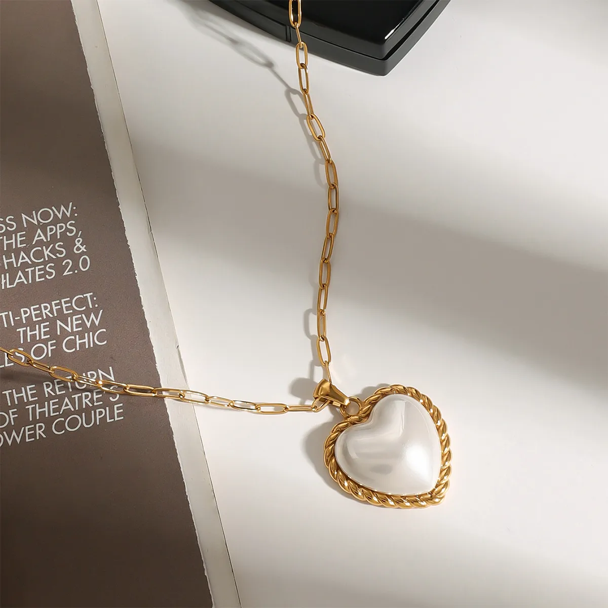 Elegant Simple Style Heart Shape 304 Stainless Steel Women's Necklace display picture 3