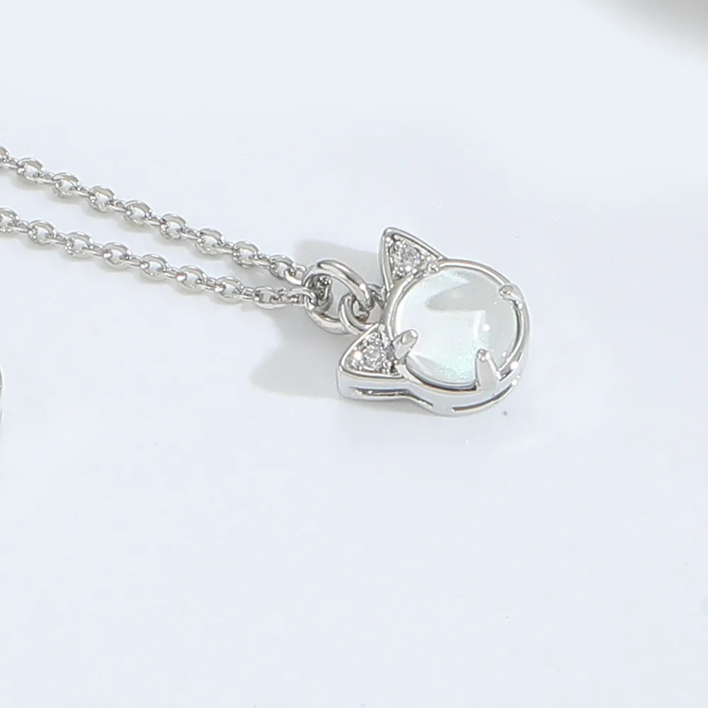 Elegant Modern Style Cat Copper Zircon 14K Gold Plated Women's Pendant Necklace display picture 14