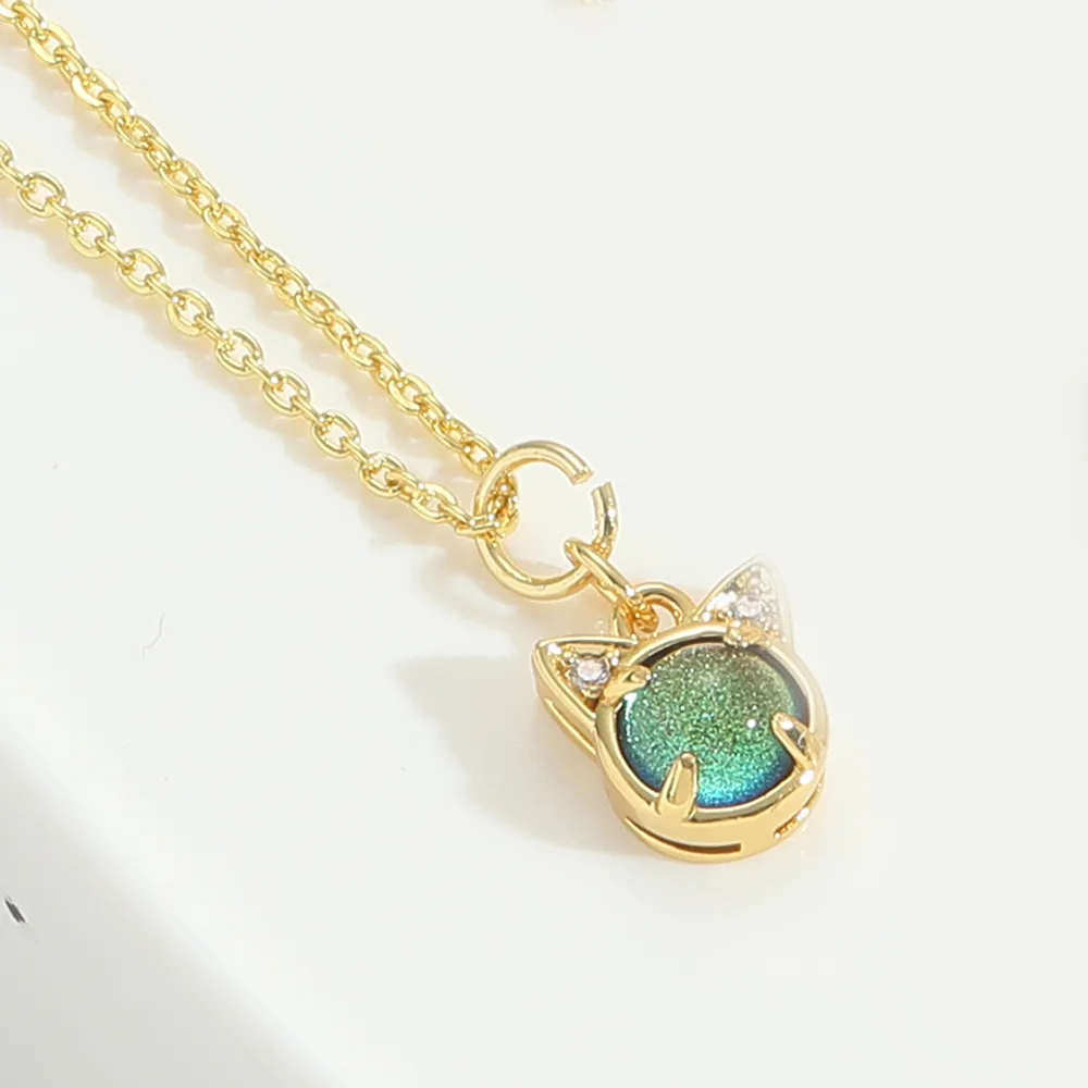 Elegant Modern Style Cat Copper Zircon 14K Gold Plated Women's Pendant Necklace display picture 9