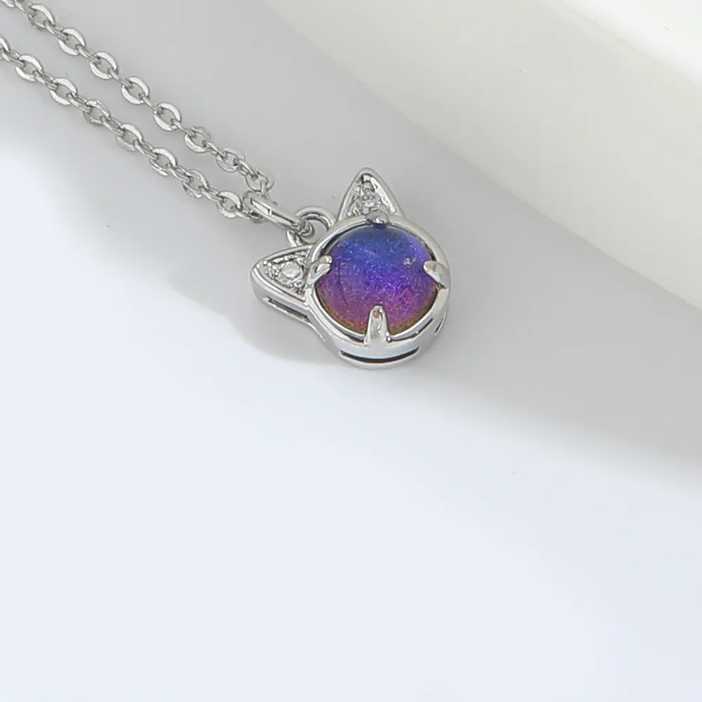 Elegant Modern Style Cat Copper Zircon 14K Gold Plated Women's Pendant Necklace display picture 11