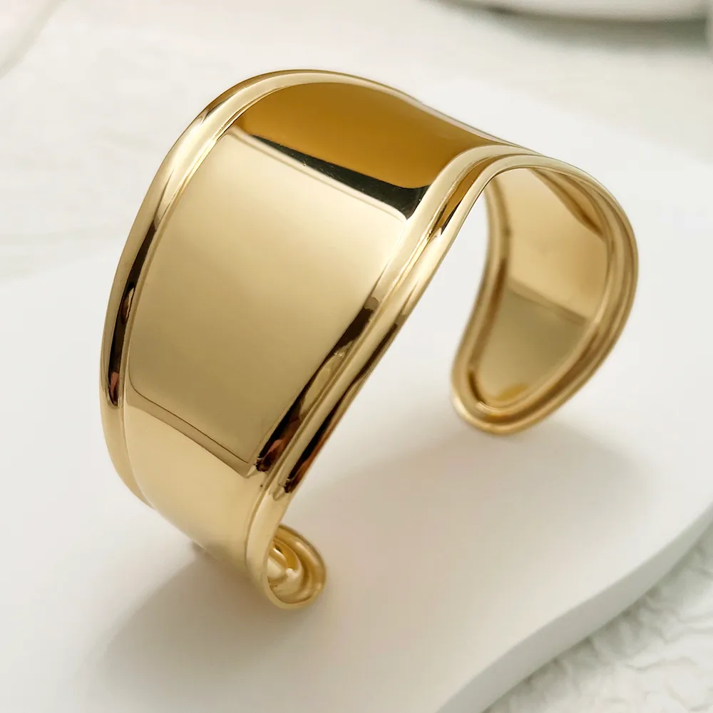 Casual Exaggerated Oversized C Shape 304 Stainless Steel 18K Gold Plated None Bangle In Bulk display picture 3