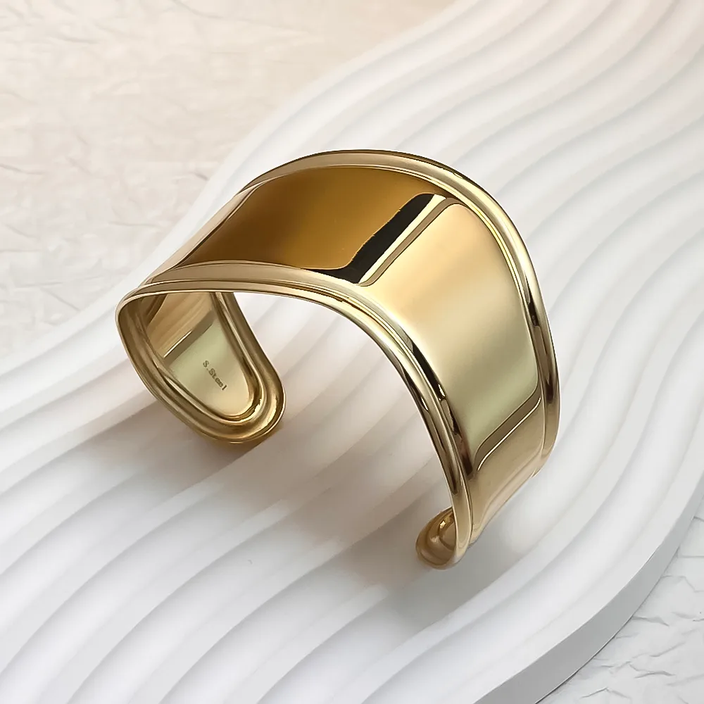 Casual Exaggerated Oversized C Shape 304 Stainless Steel 18K Gold Plated None Bangle In Bulk display picture 11