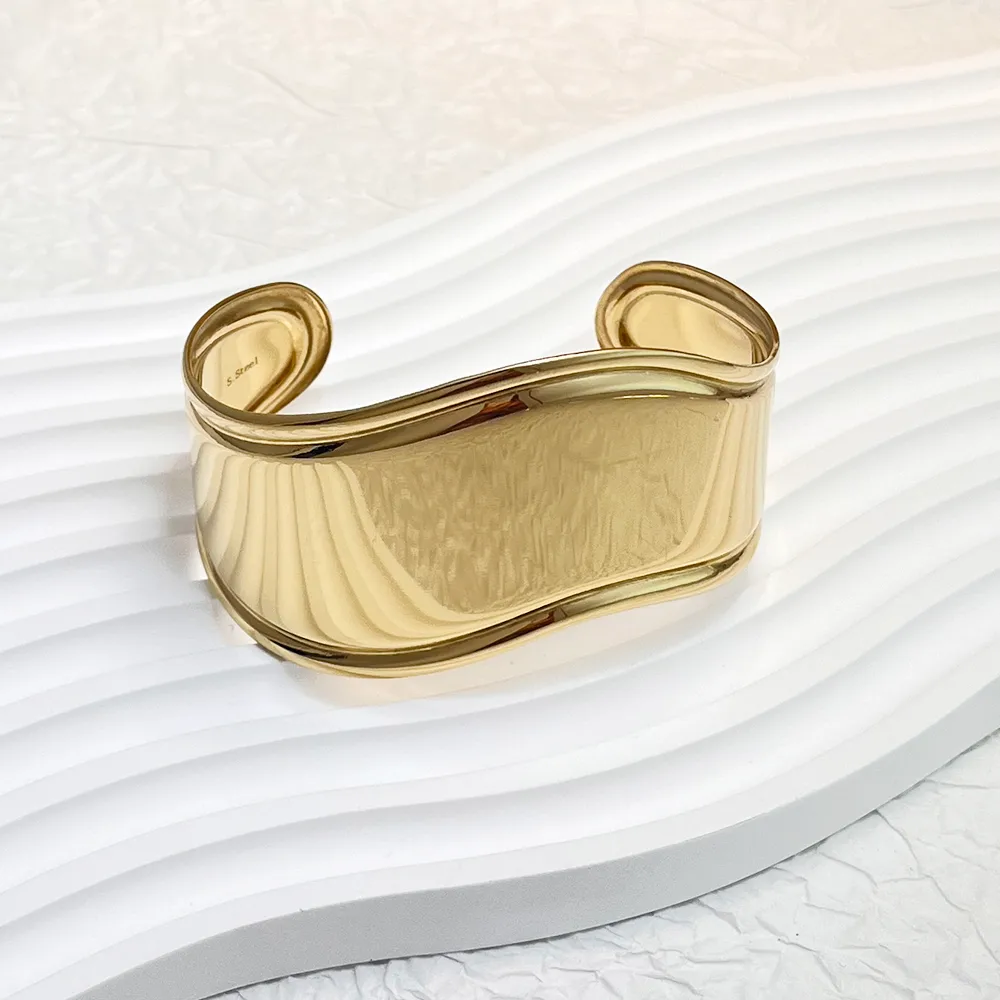 Casual Exaggerated Oversized C Shape 304 Stainless Steel 18K Gold Plated None Bangle In Bulk display picture 12