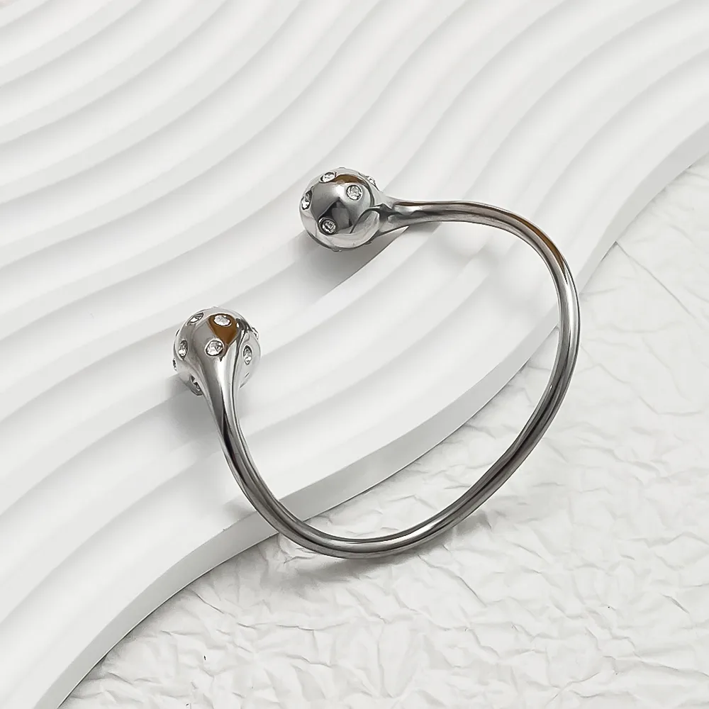 Casual Exaggerated Novelty C Shape 304 Stainless Steel 18K Gold Plated Zircon None Bangle In Bulk display picture 3