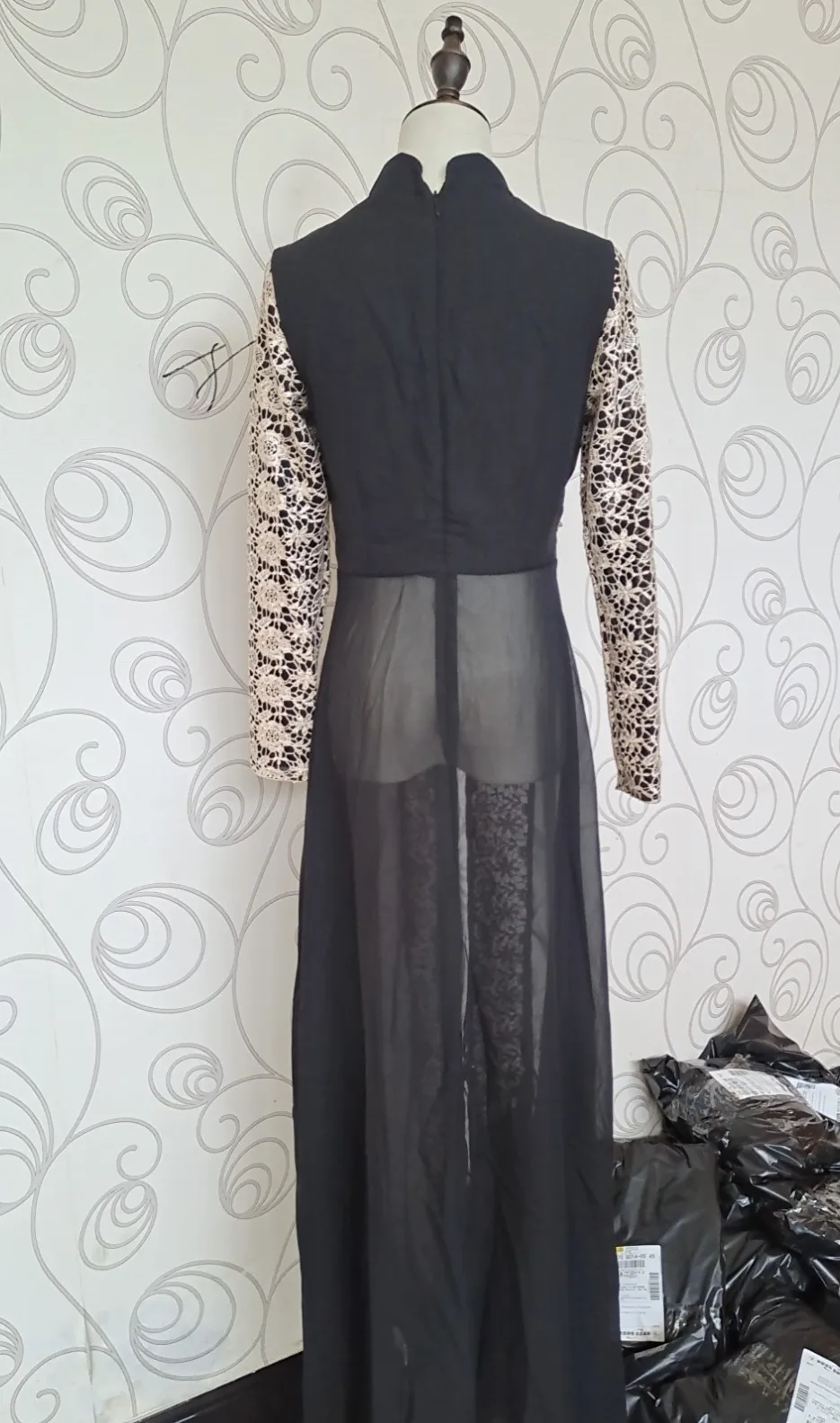 European And American Fashion Stand-up Collar & Lace Chiffon Dress Retro Style Women's Long Sleeve Lace Patchwork Waist-Slimming Dress display picture 4