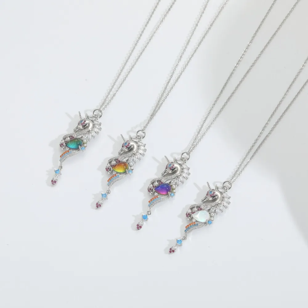 Hawaiian Animal Copper Zircon 14K Gold Plated Women's Pendant Necklace display picture 3