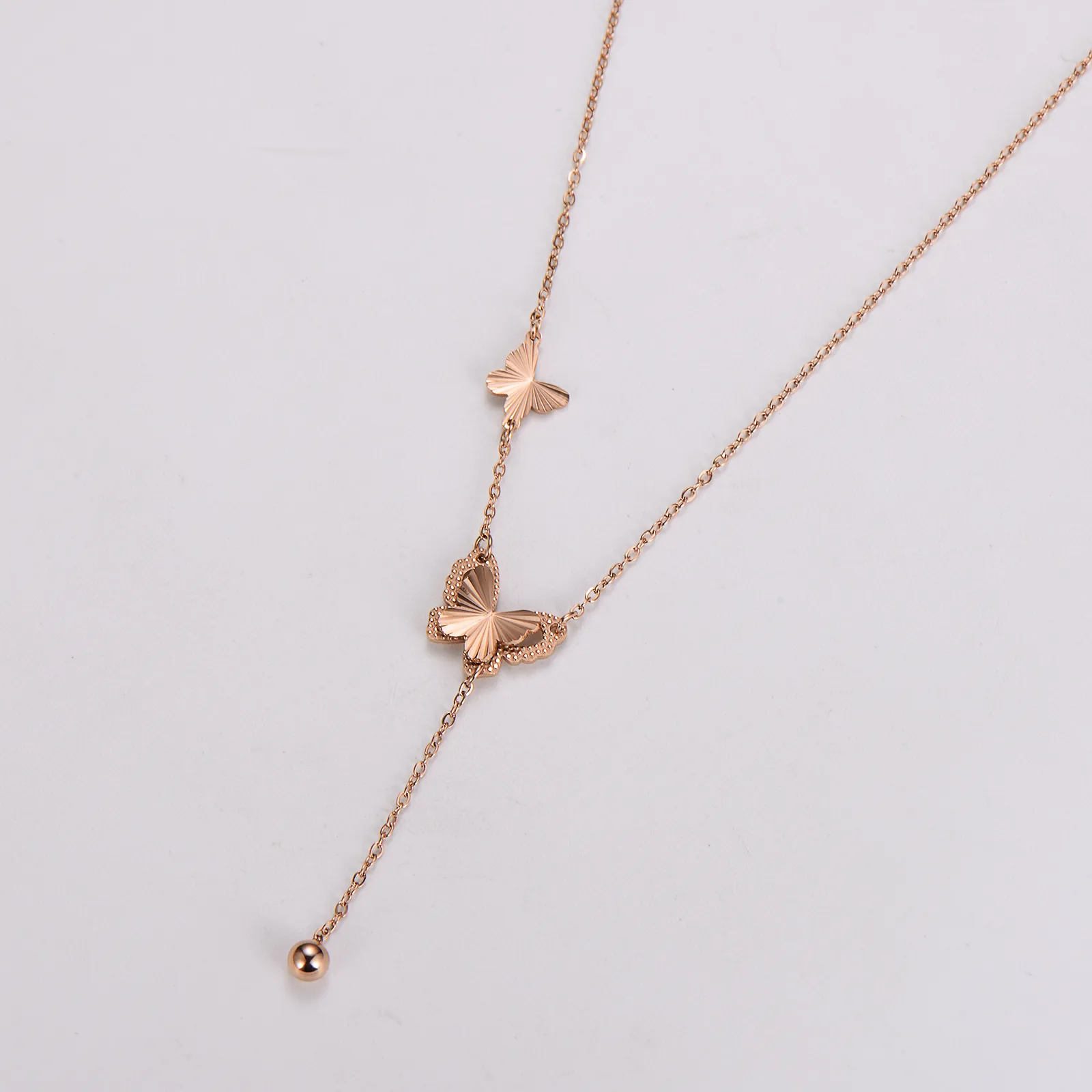 Casual Simple Style Round Butterfly 304 Stainless Steel Women's Necklace display picture 3